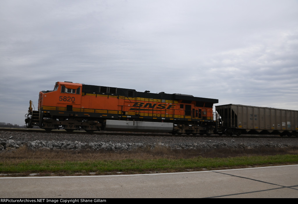 BNSF 5820 Dpu